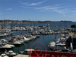 duplex à la vente -   83600  FREJUS, surface 67 m2 vente duplex - NAO8149140